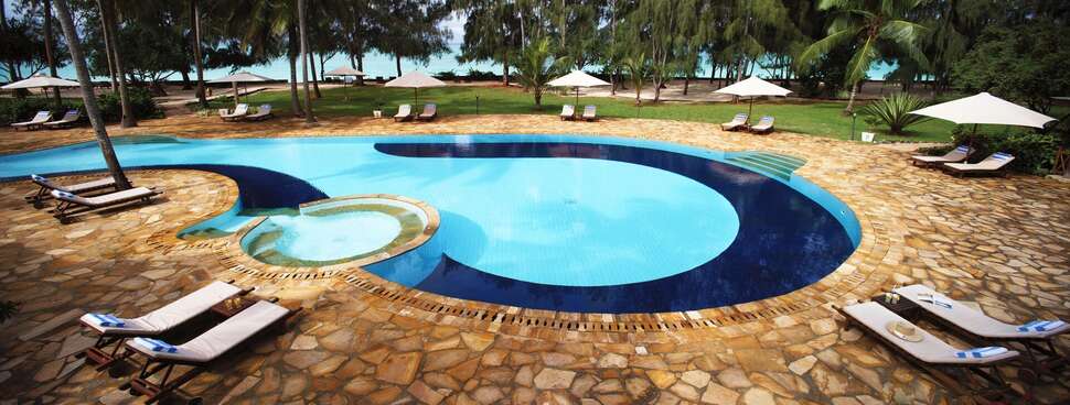 Ein Foto Bluebay Beach Resort & Spa