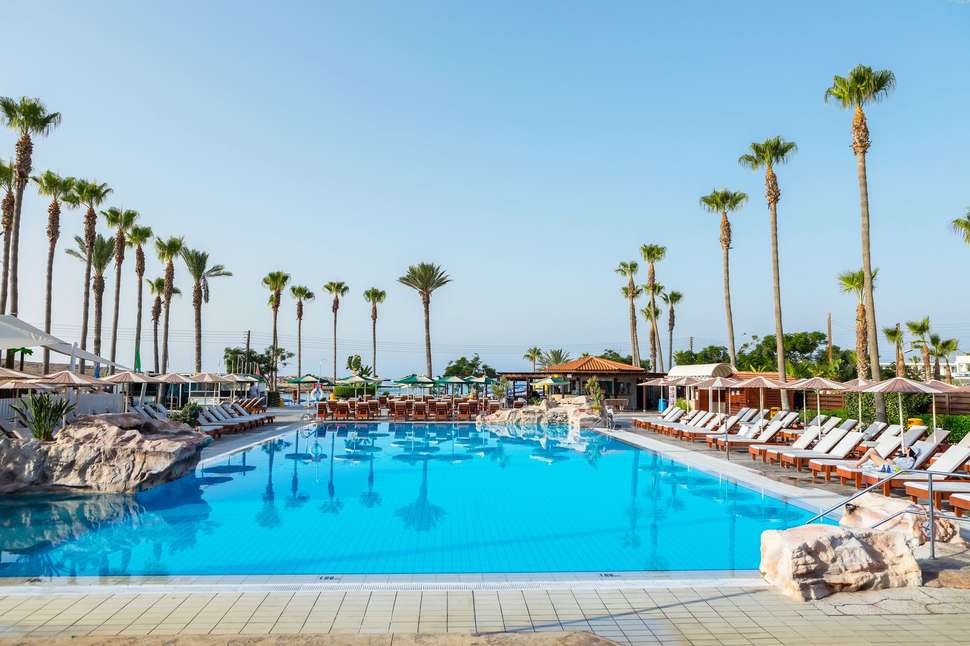 Ein Foto vom Pool im Pavlo Napa Beach Hotel