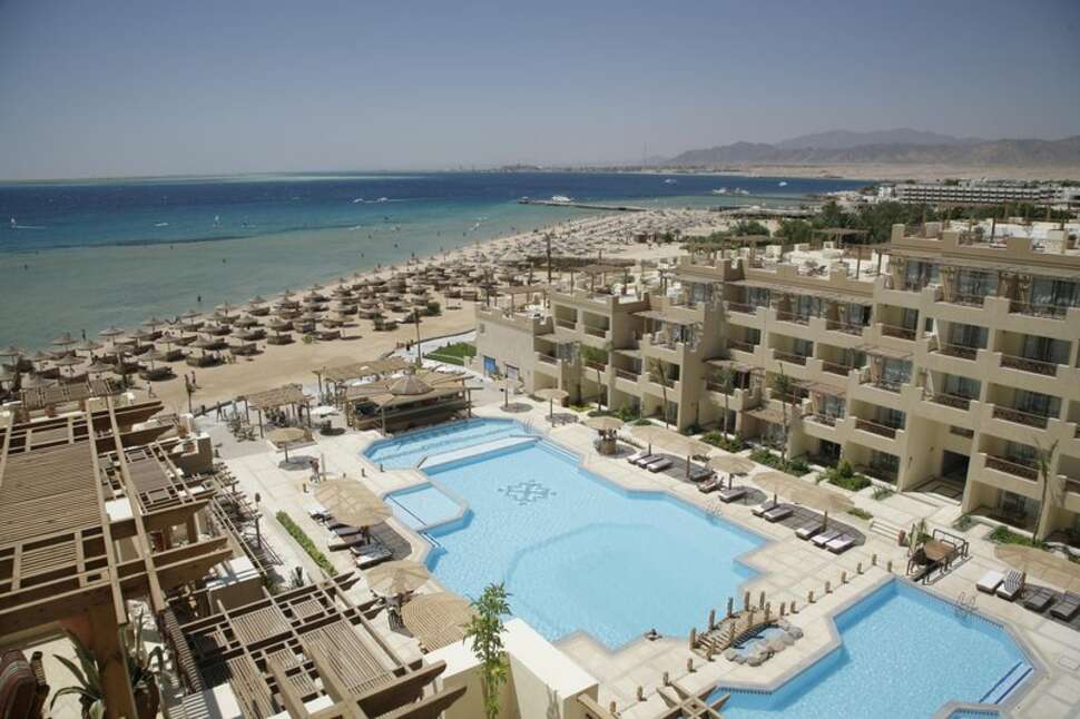 Een foto van een overzicht van Imperial Shams Abu Soma