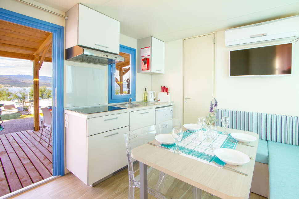 Ein Foto Mobile Homes Krk Silo