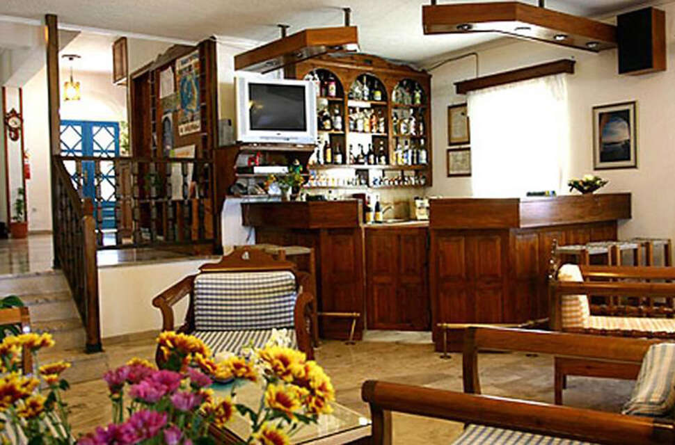 Ein Foto Hotel Artemis Kamari