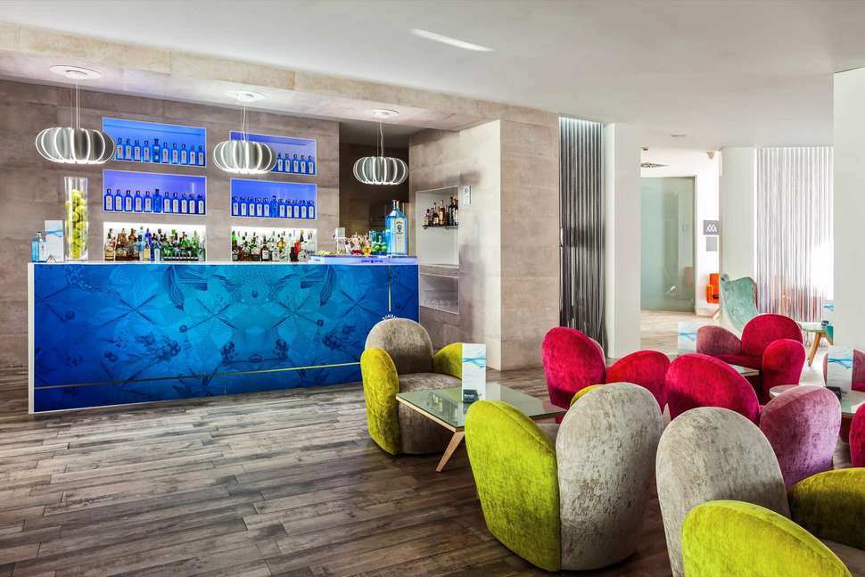 Een foto van de faciliteiten bij Barcelo Teguise Beach