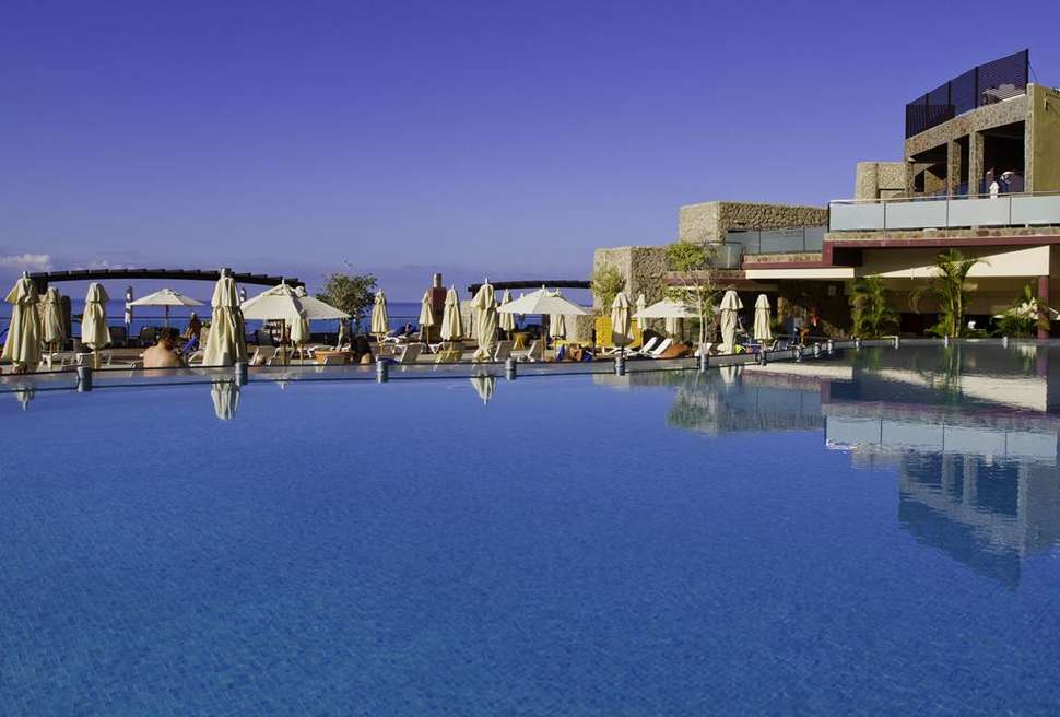 Een foto van het zwembad bij Hotel Gloria Palace Royal