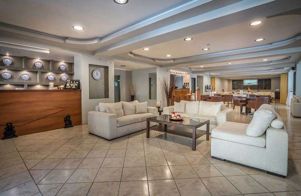 Een foto van de faciliteiten bij Varres Hotel