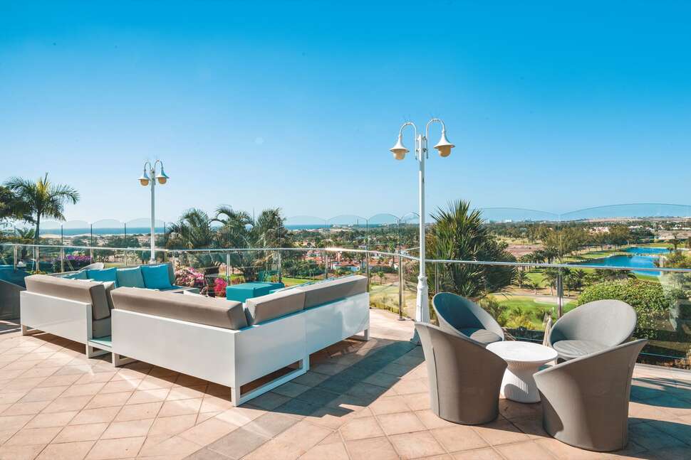 Een foto van het terras bij Bull Vital Suites & Spa