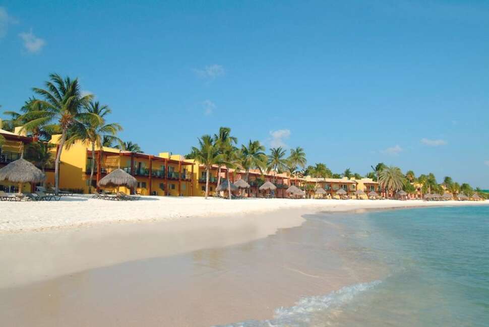 Een foto van de buitenkant van Tamarijn Aruba All Inclusive