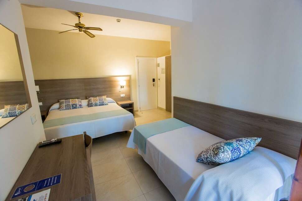 Ein Foto Hotel Tagomago