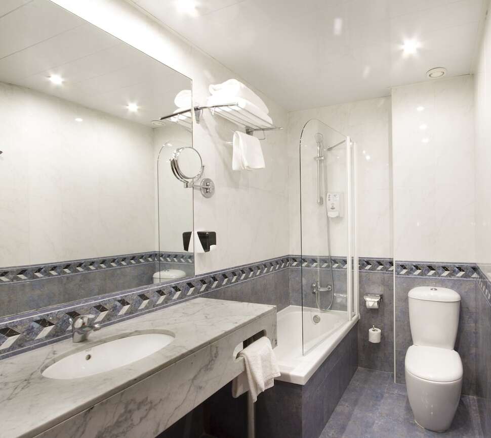 Ein Foto Hotel Garbi Millenni