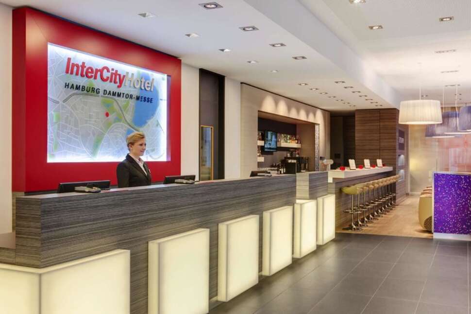 Ein Foto vom Innenbereich im IntercityHotel Hamburg Dammtor-Messe