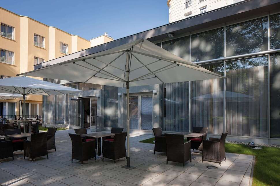 Een foto van de buitenkant van Austria Trend Parkhotel Schonbrunn