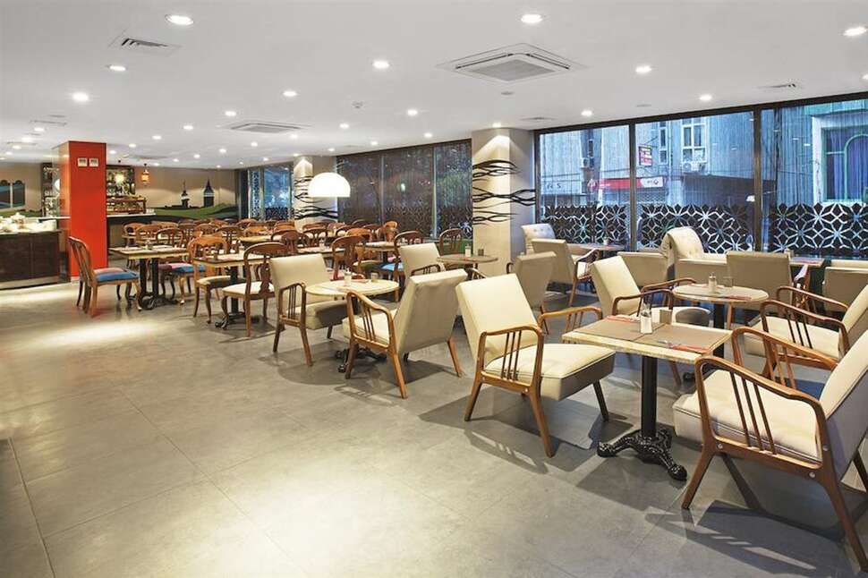 Een foto van All Seasons Hotel