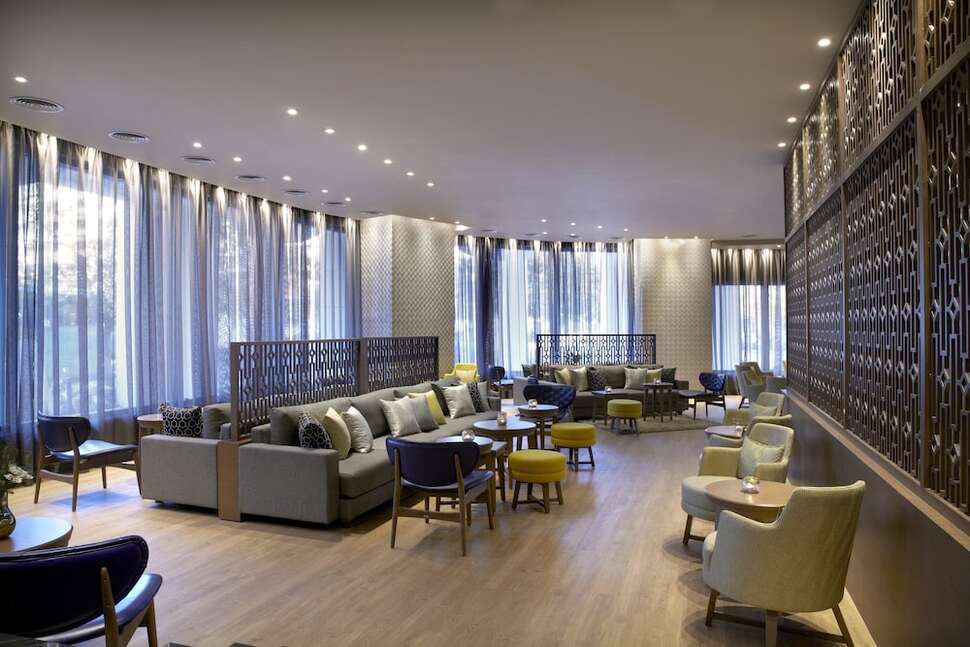 Een foto van het interieur van Wyndham Grand Athens