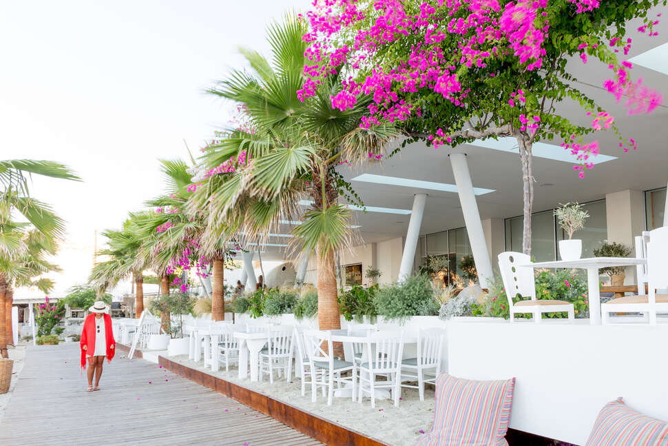 Ein Foto von den Einrichtungen im Mykonos Dove Beach Hotel