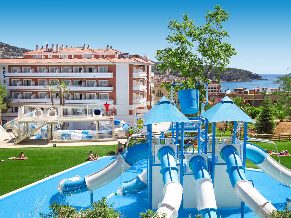 Een foto van het zwembad bij Hotel Gran Garbi Mar