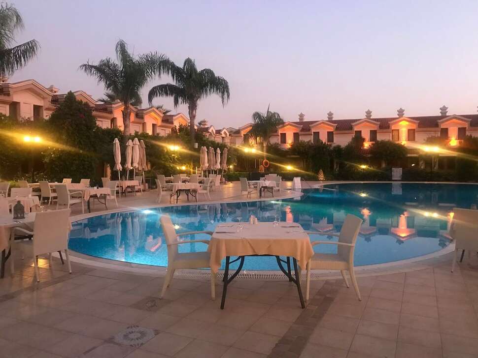 Een foto van het zwembad bij Dalyan Resort Hotel