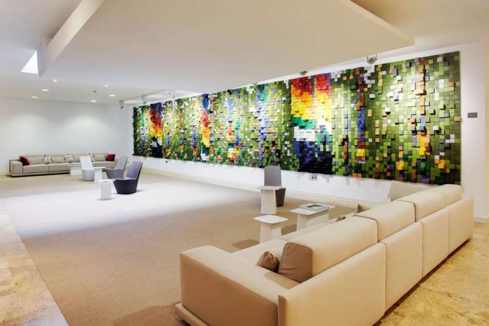 Een foto van het interieur van Barcelo Bilbao Nervion