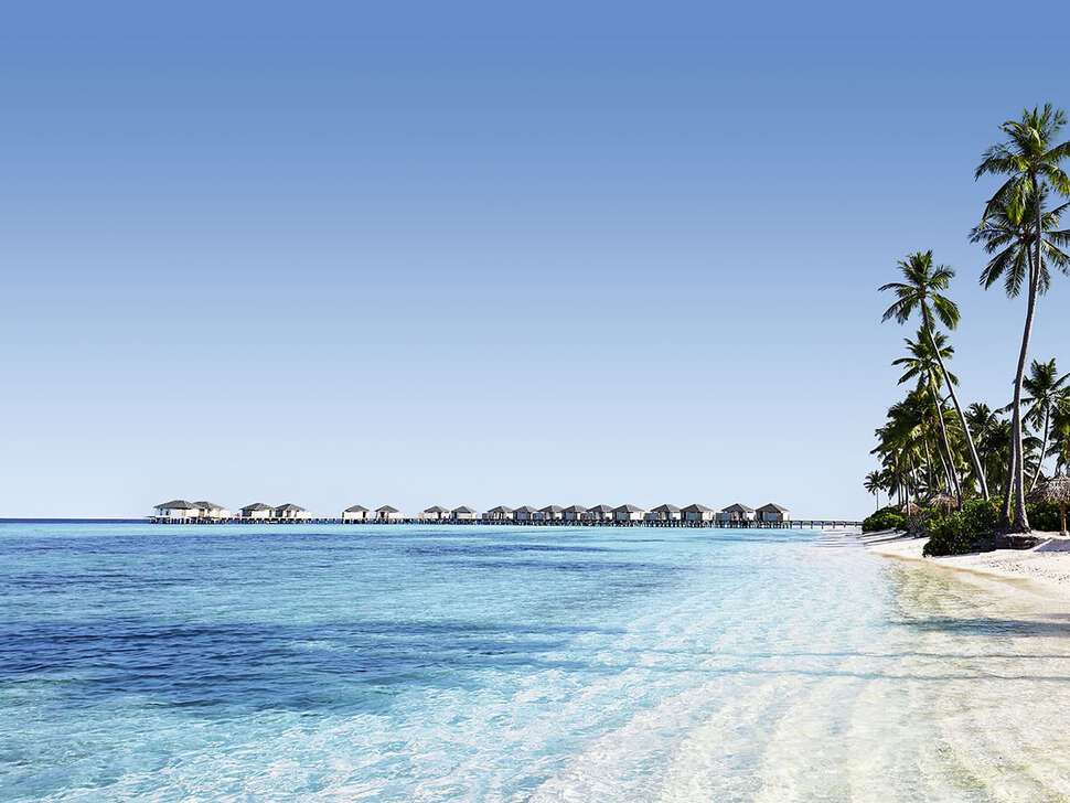 Een foto van het strand bij NH Collection Maldives Havodda Resort