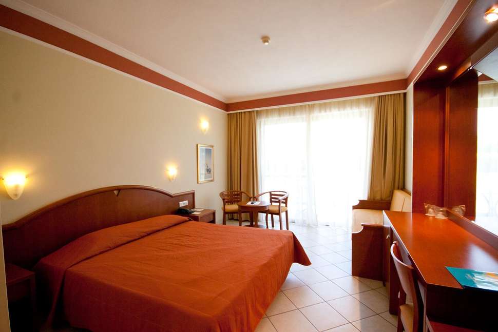 Ein Foto Hydramis Palace Beach Resort