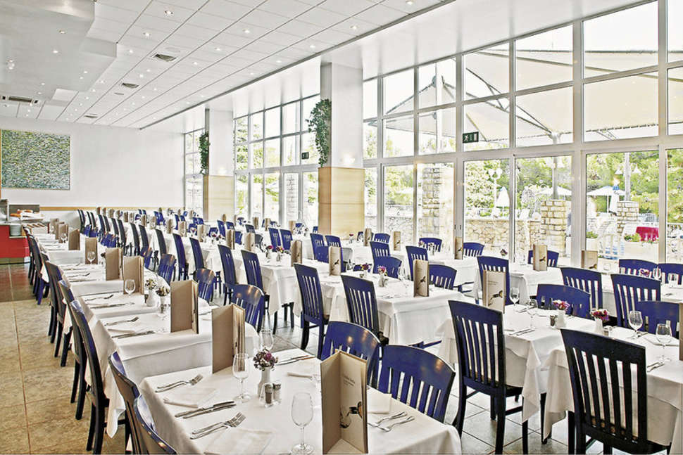 Een foto van de faciliteiten bij Bluesun Hotel Borak