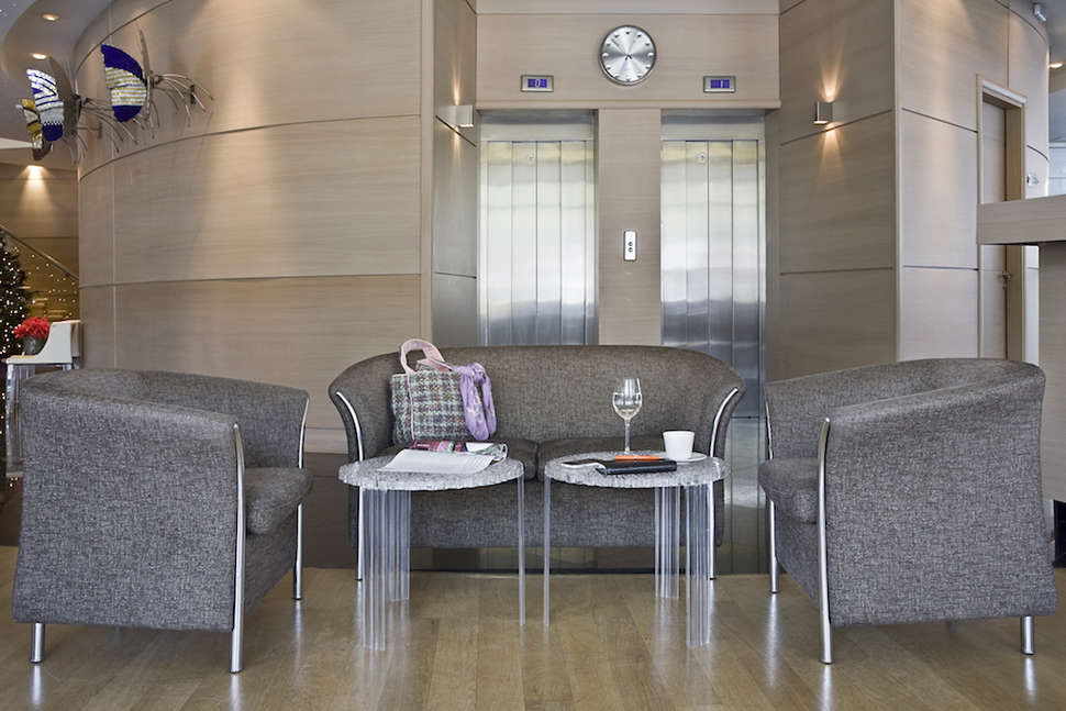 Een foto van het interieur van Amalia Hotel Athens