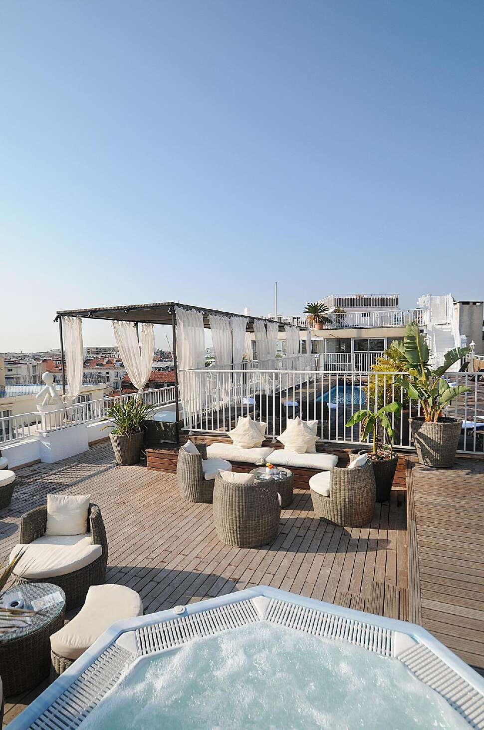 Ein Foto von der Terrasse im Splendid Hotel & Spa