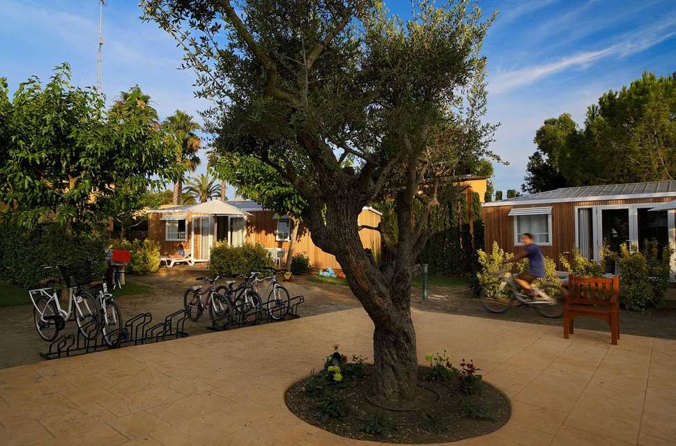 Een foto van de buitenkant van Tamarit Park Resort