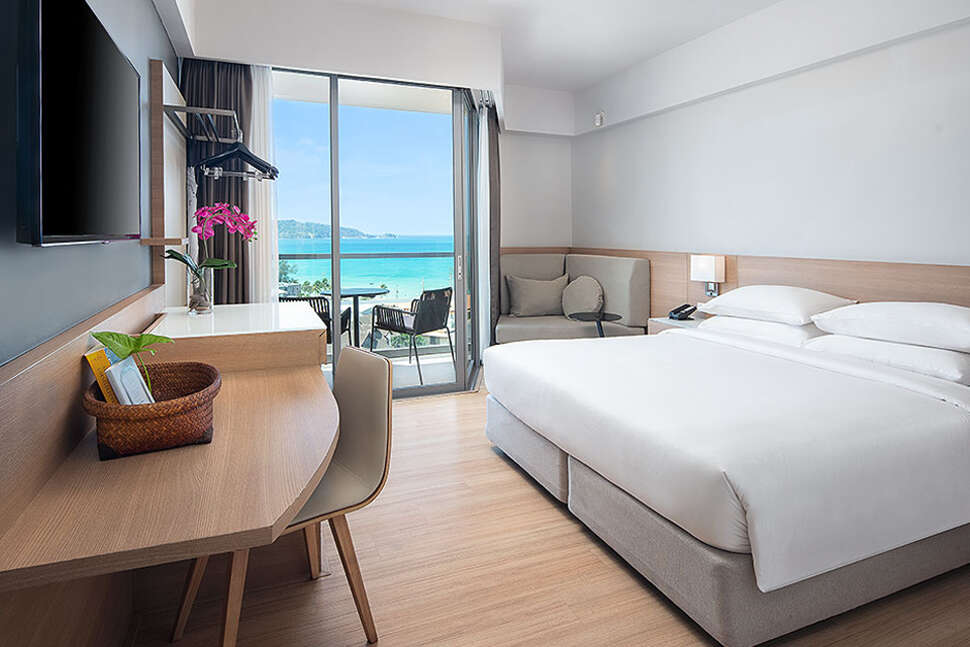 Een foto van The Andaman Beach Hotel Phuket