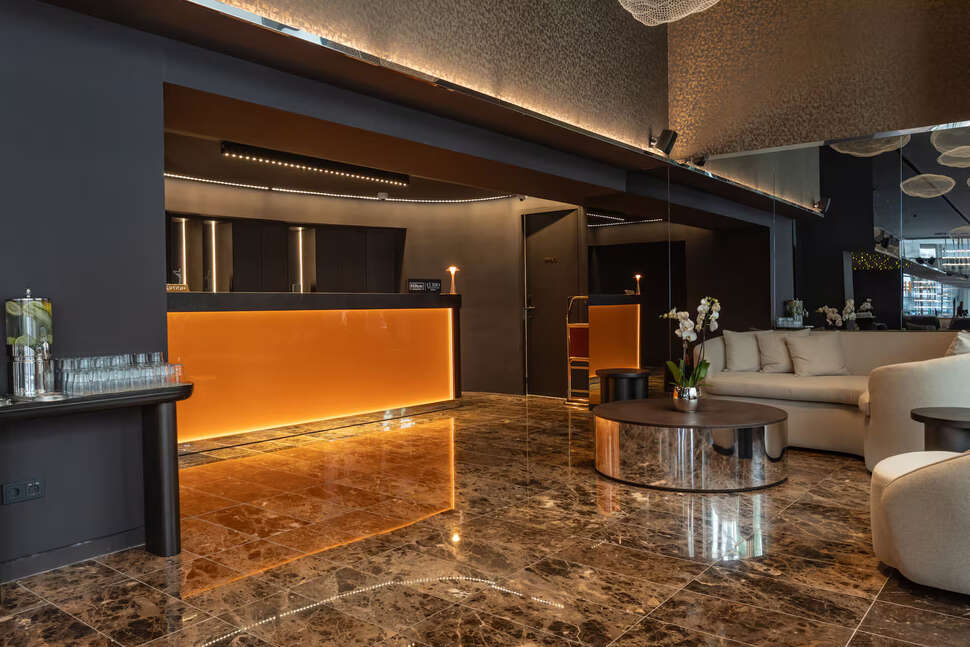 Een foto van Adia Aluma Athens Curio Collection by Hilton