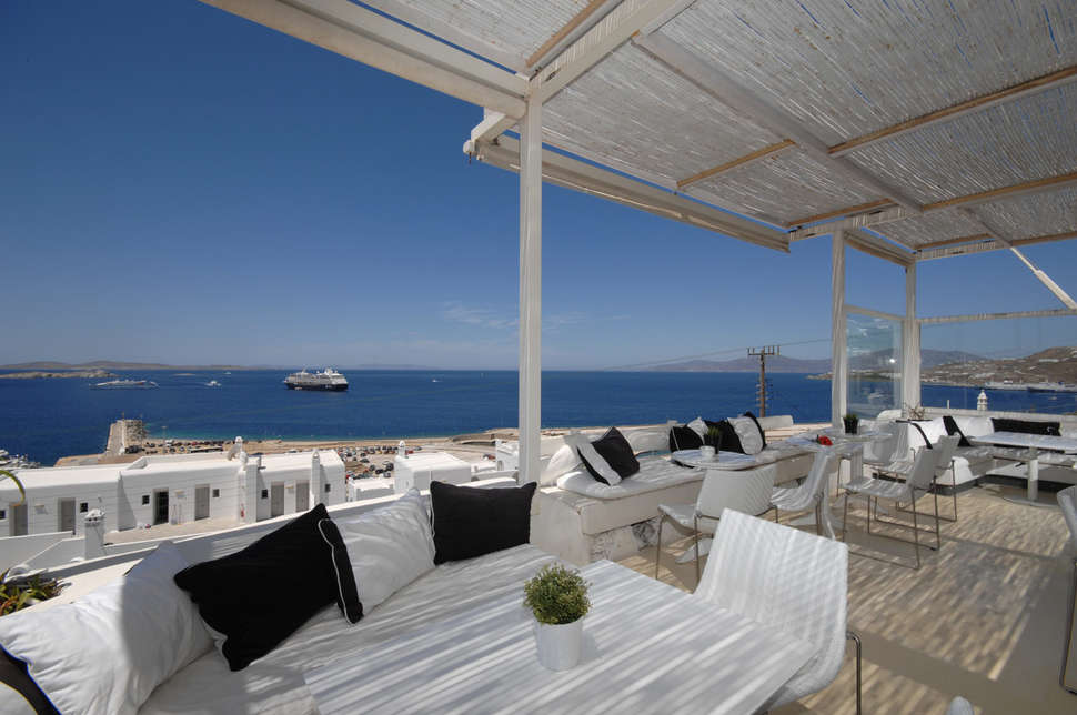 Een foto van het terras bij Mykonos View