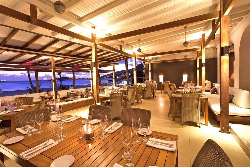 Een foto van Holland House Beach Hotel