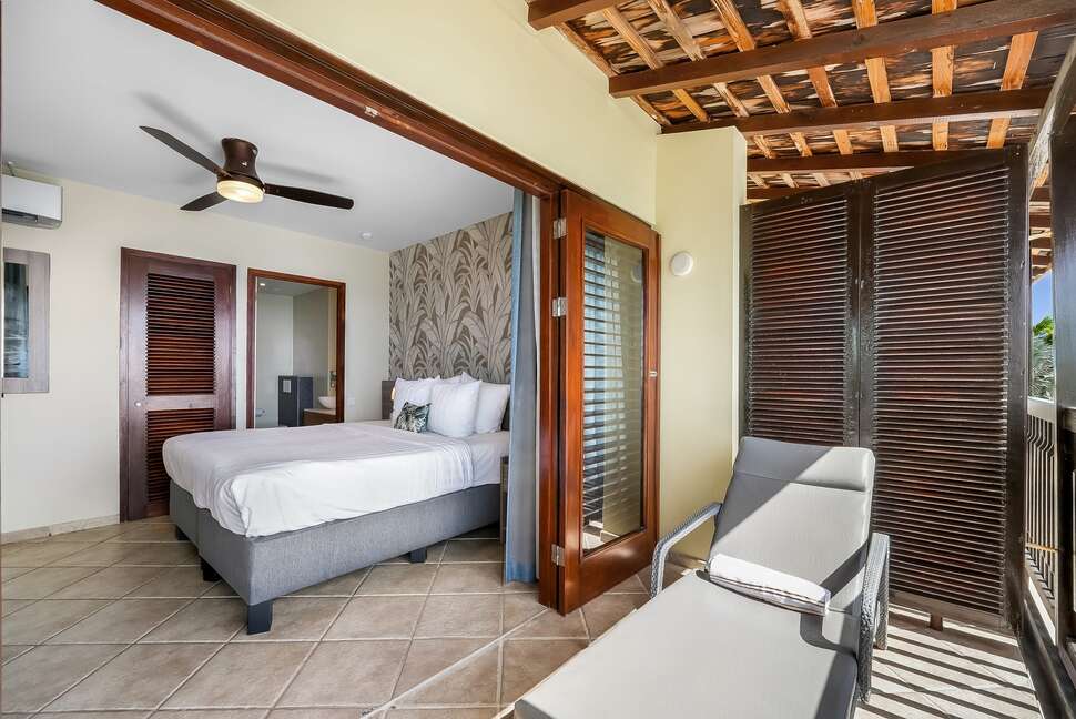 Een foto van LionsDive Beach Resort
