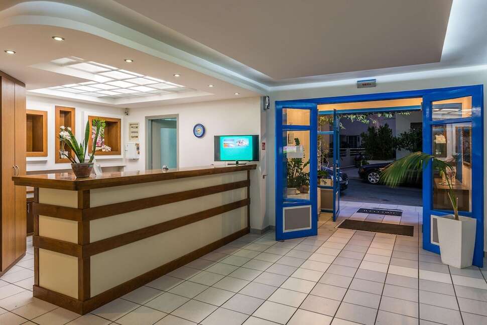 Een foto van het interieur van Hersonissos Central