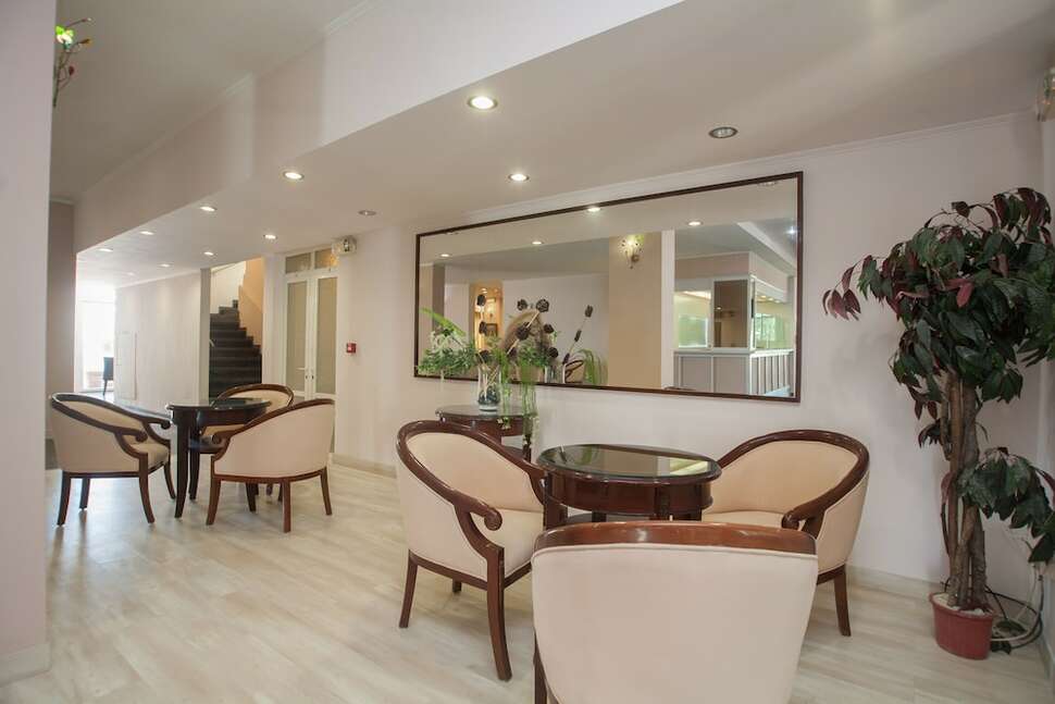 Een foto van het interieur van Golden Alexandros Hotel