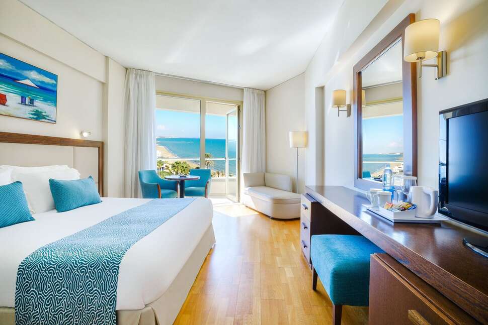 Ein Foto The Golden Bay Beach Hotel