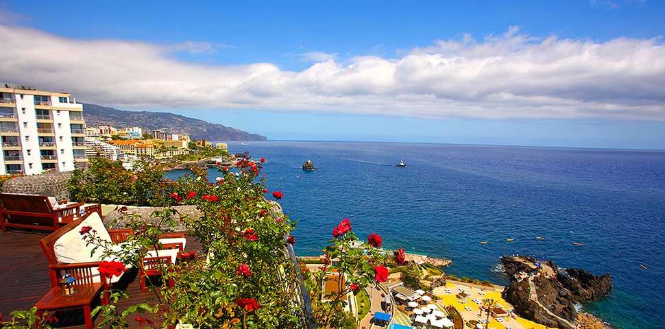 Een foto van de buitenkant van Madeira Regency Cliff Hotel