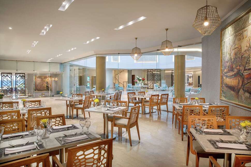 Ein Foto Hilton Hurghada Plaza