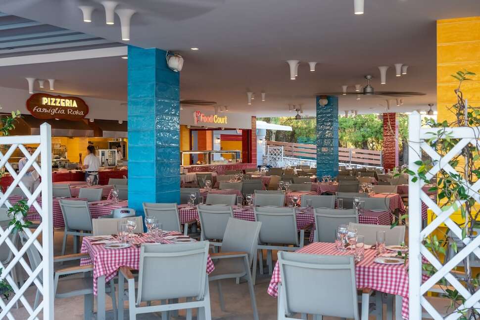 Een foto van de faciliteiten bij Mareblue Beach Resort