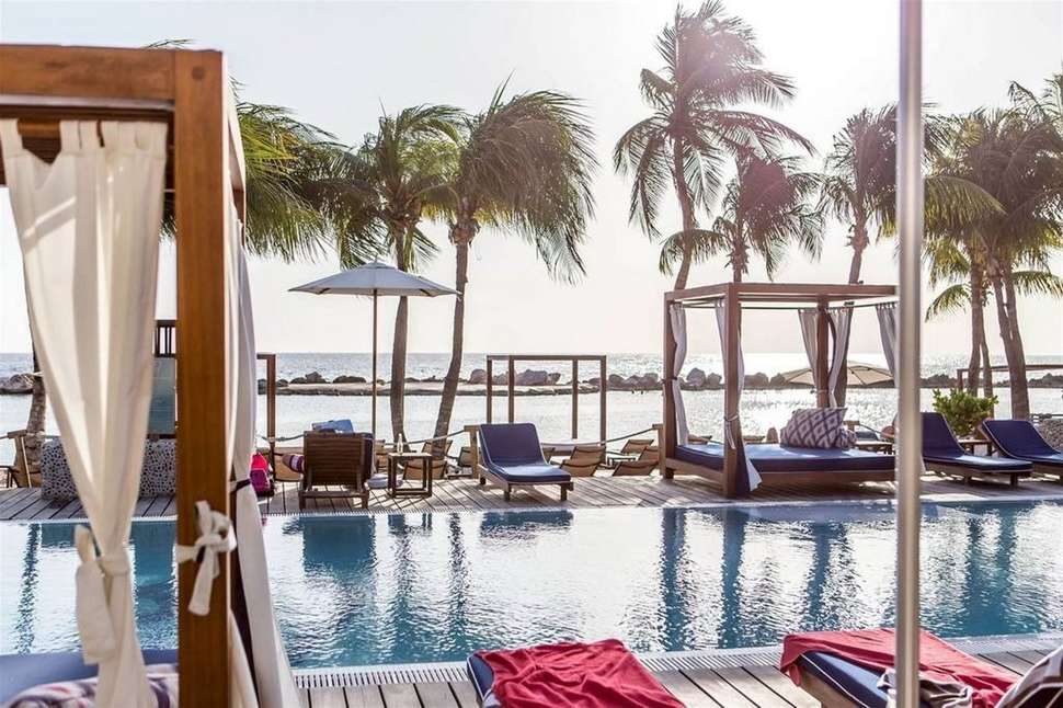 Een foto van het zwembad bij Acoya Curacao Resort Villas & Spa