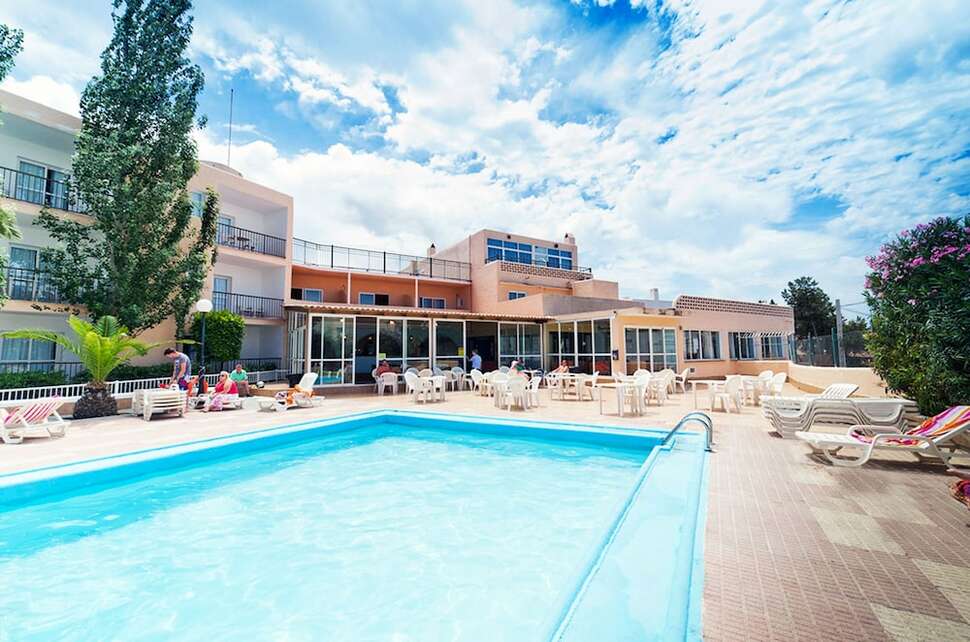 Ein Foto vom Pool im Apartments Club Maritim