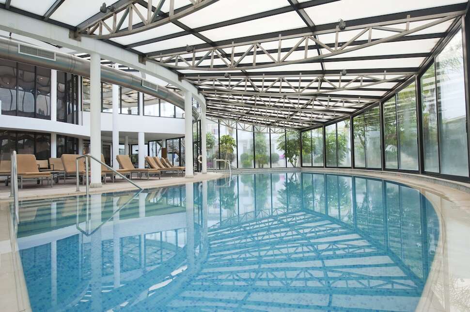 Een foto van het zwembad bij Louis Ledra Beach Hotel