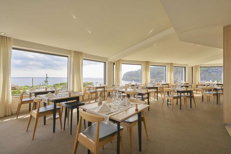 Een foto van Caloura Hotel Resort