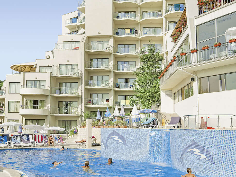 Een foto van het zwembad bij Parkhotel Golden Beach