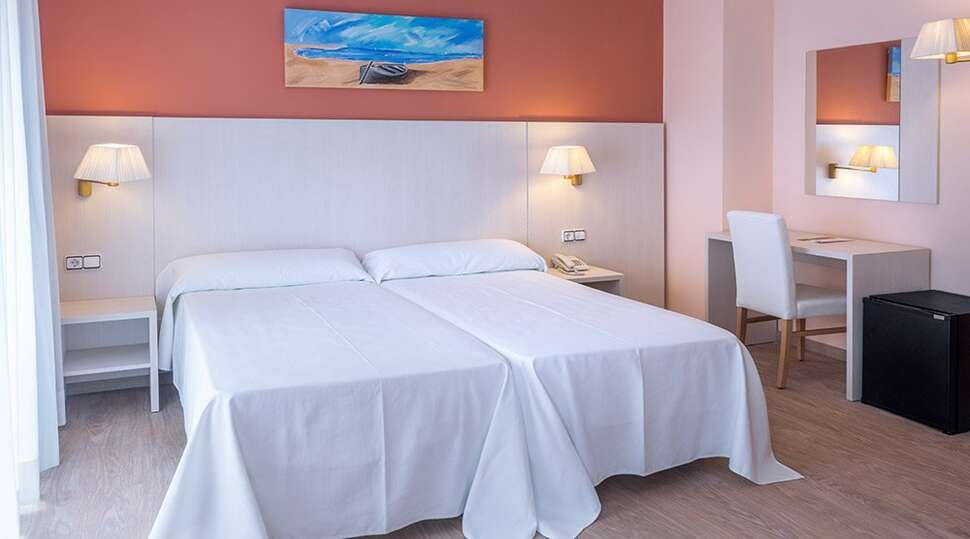 Ein Foto GHT Balmes Hotel Aparthotel & Splash