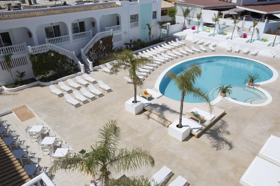 Een foto van Endlss Beach & Disco Hotel Ibiza