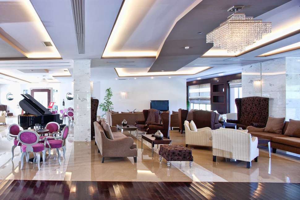 Een foto van het interieur van Lesante Classic Luxury Hotel & Spa