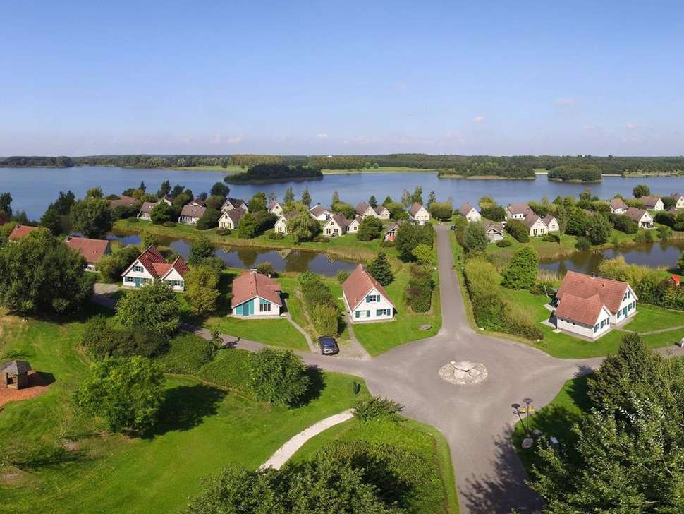 Een foto van de buitenkant van Center Parcs Parc Sandur