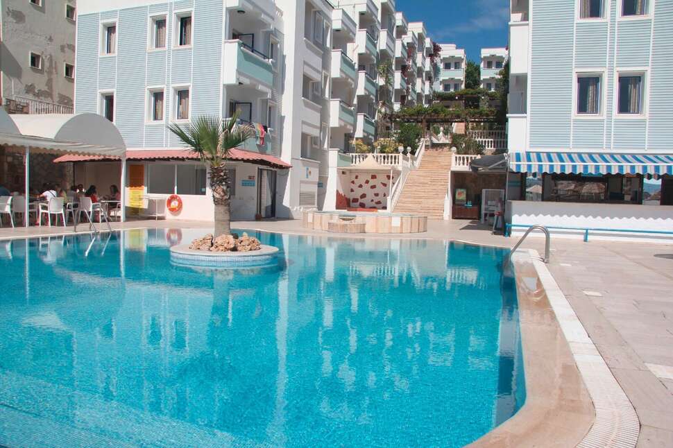 Een foto van Sunpoint Suites Hotel