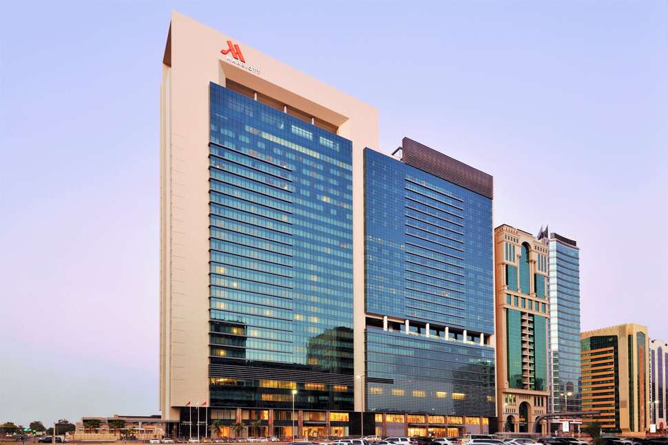 Ein Foto von der Außenansicht des Marriott Downtown Abu Dhabi