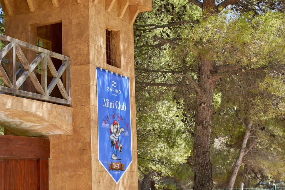 Een foto van Hotel Zafiro Cala Mesquida