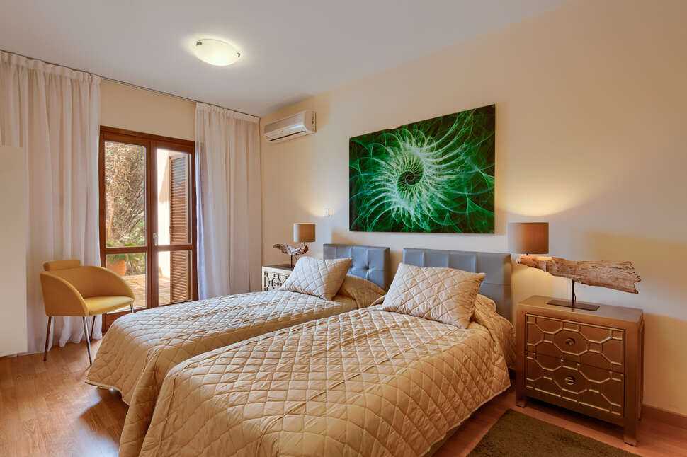 Een foto van Aphrodite Hills Rentals